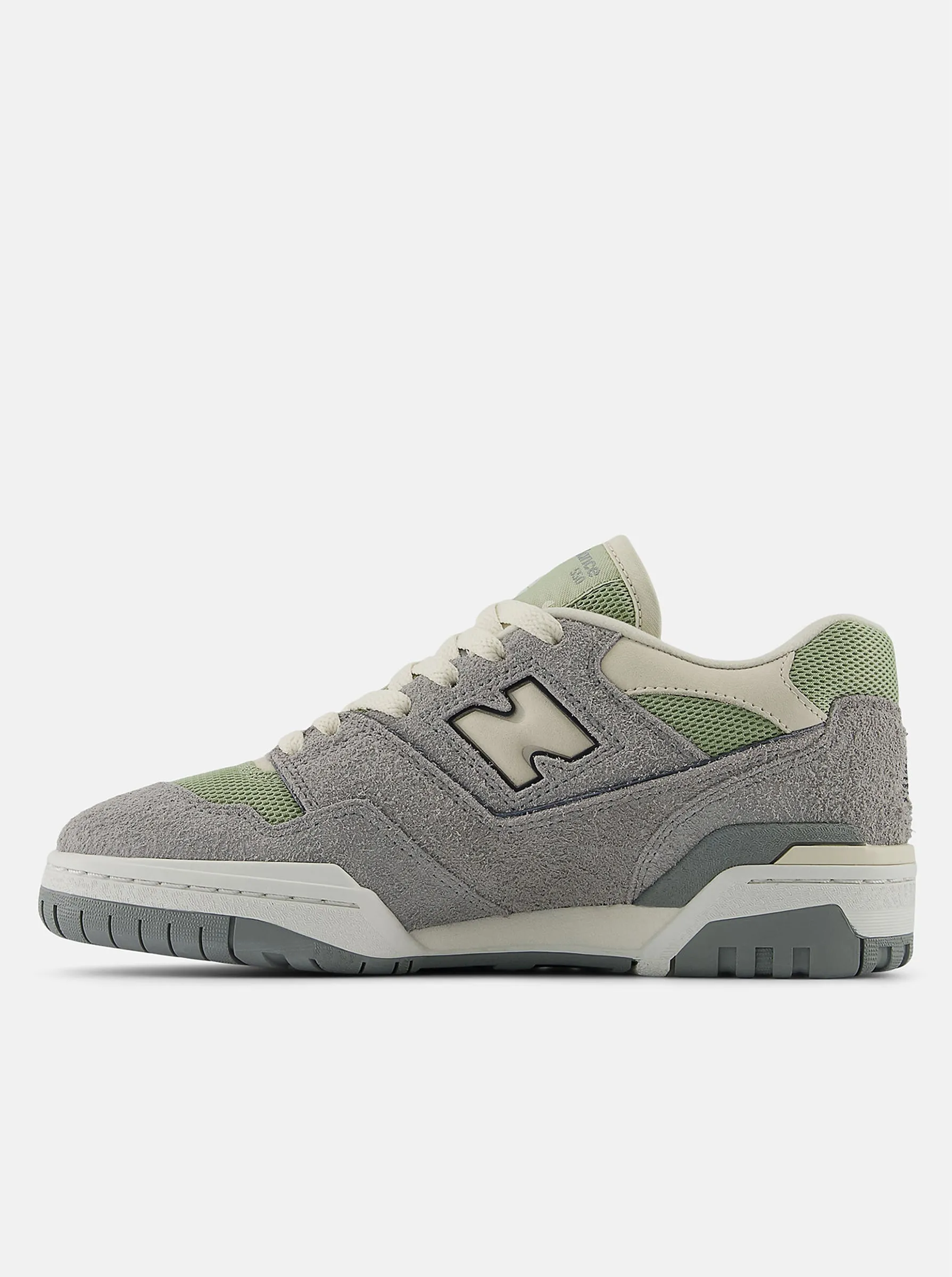 550 Womens Textured Outsole Rollbar Stability Controls
