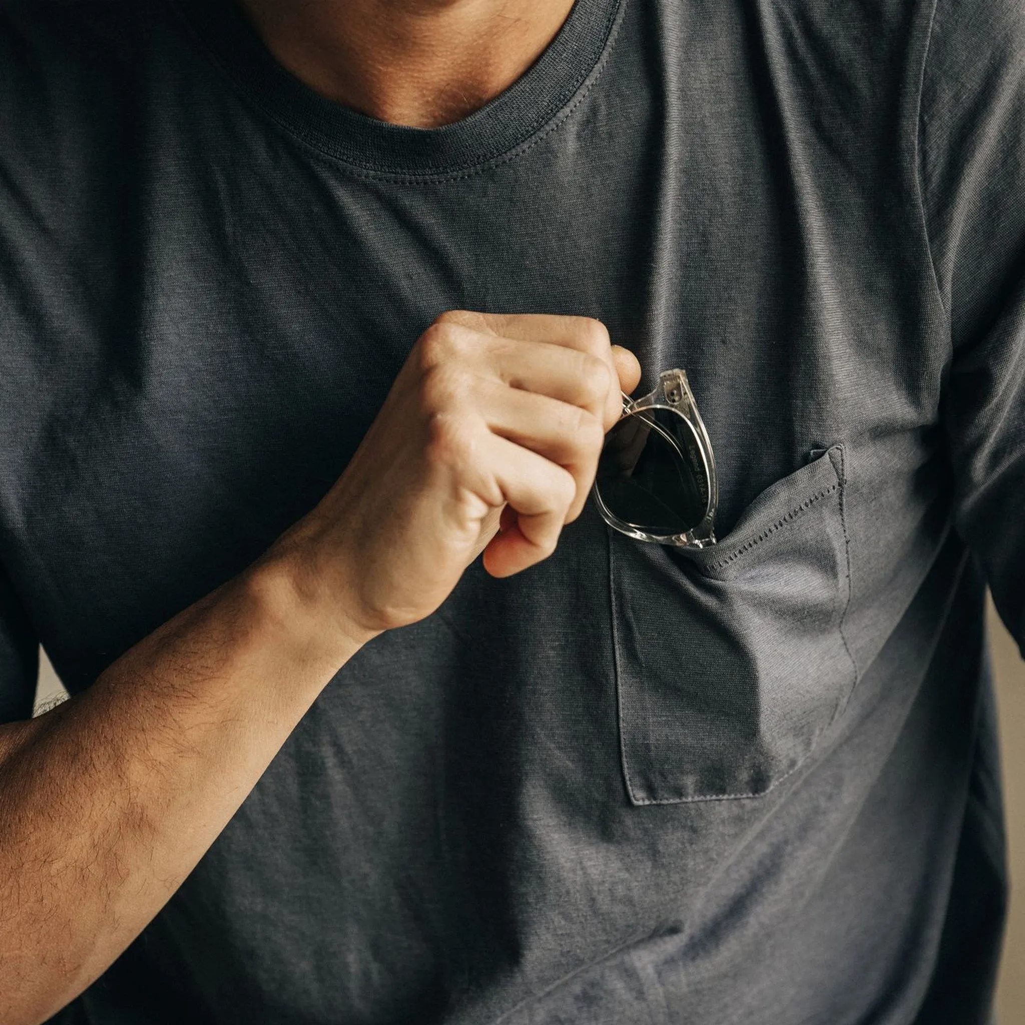 Chic Comfort Wear The Cotton Hemp Long Sleeve Tee in Charcoal