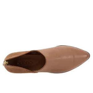 Non-Slip Shoes Women's Beau Slip-On Shoes In Walnut