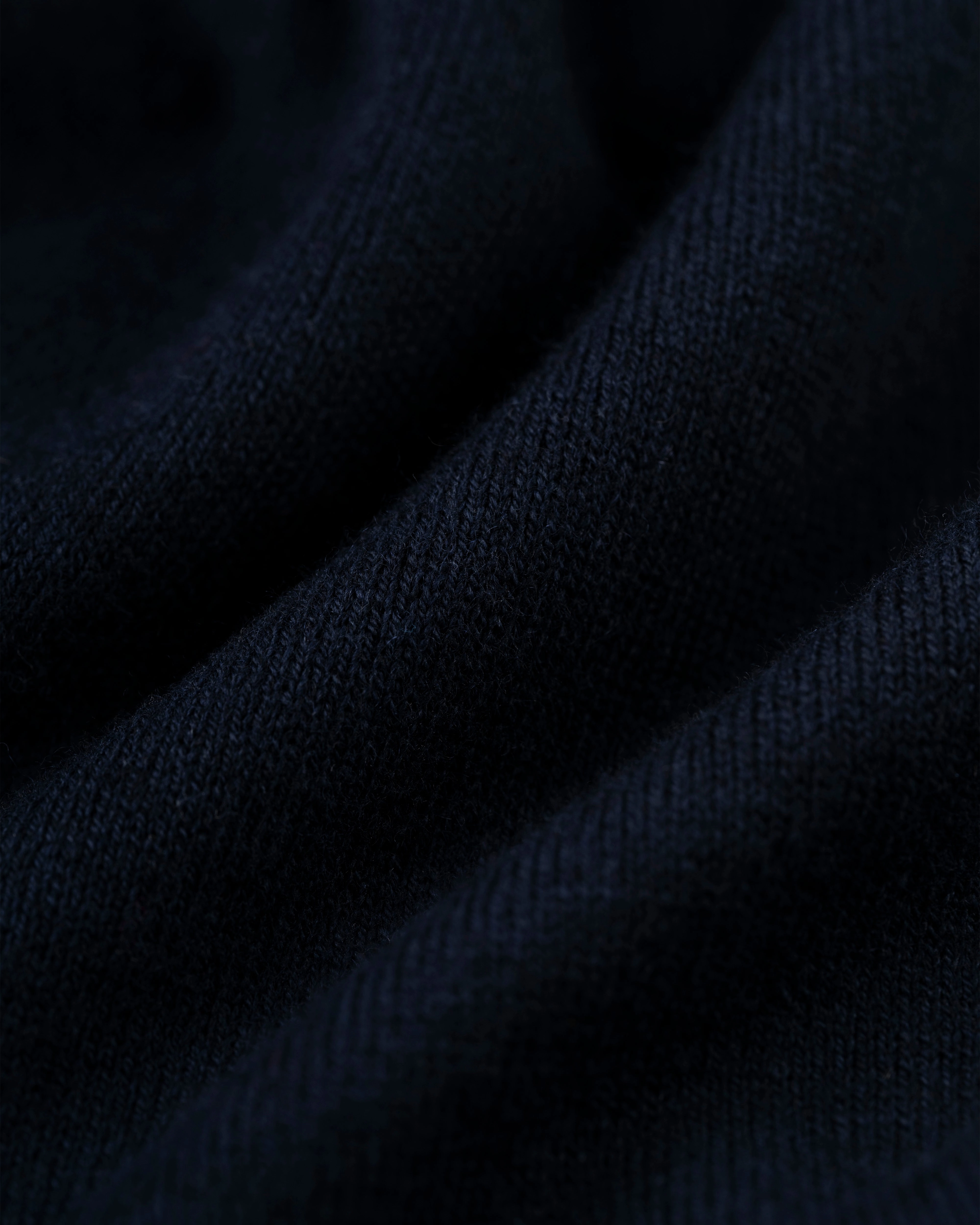 Navy Cotton/Wool Crewneck Sweatshirt - Trim Fit Soft Fabric Look Light Warmth
