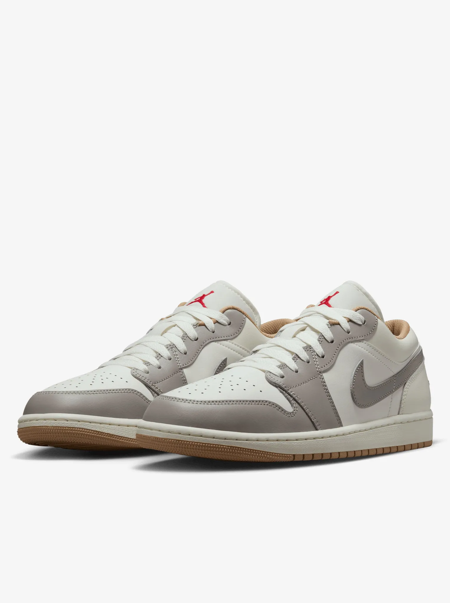 Air Jordan 1 Low cushioned collar