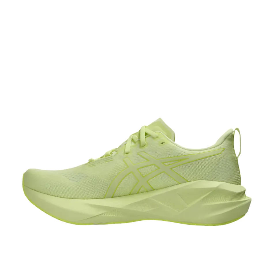 City running ASICS Men's NOVABLAST 5 Running Shoes in Lite-Show/Huddle Yellow SS25