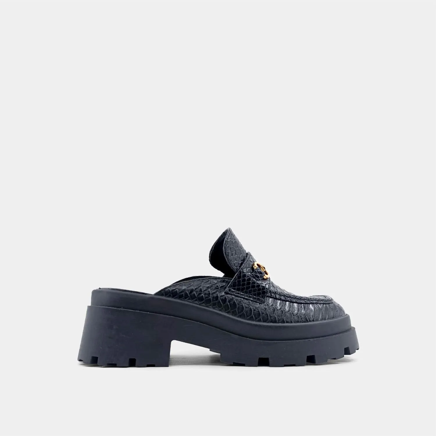 Audra In Black Sole Guard