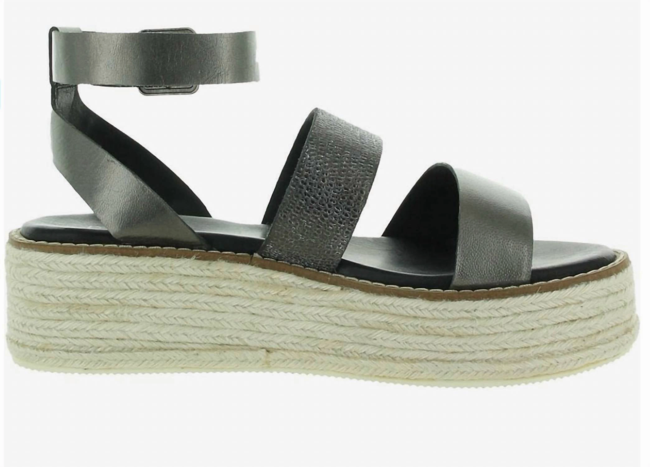 Bold Buckle Women's Dayline Sandals In Black