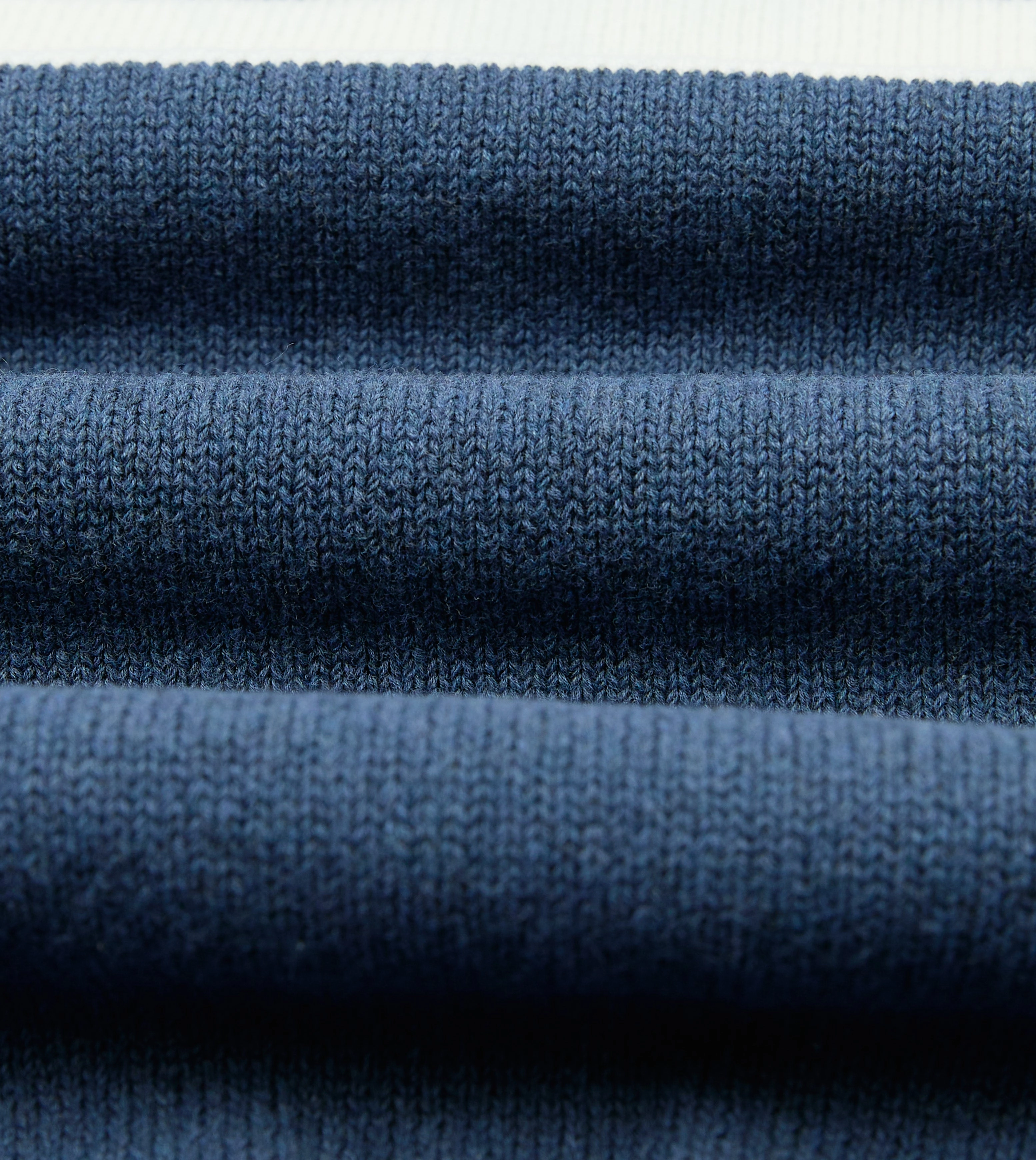 FrayResistant Edging Blue Stripe Knitted Crepe Cotton Short-Sleeve Polo Shirt