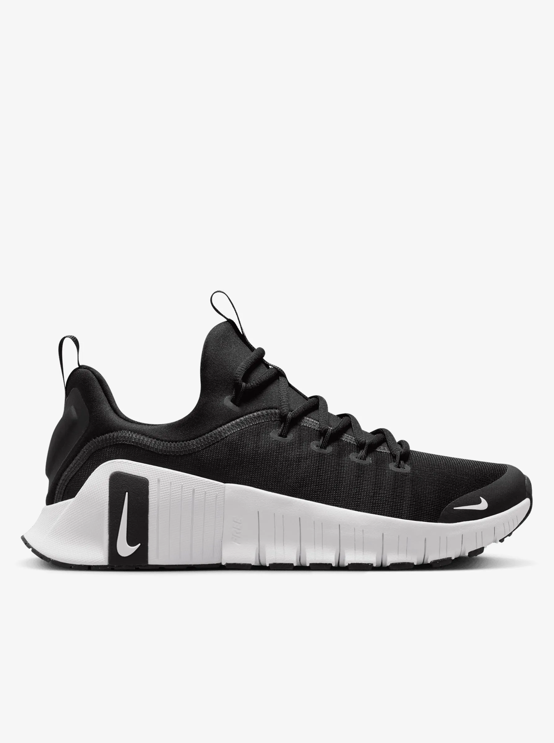 Free Metcon 6 Womens Focused Steps Outsole lugs enhance contact and grip precision