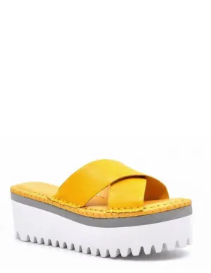 Anti Skid Print Edge Madison Sandals In Yellow Leather