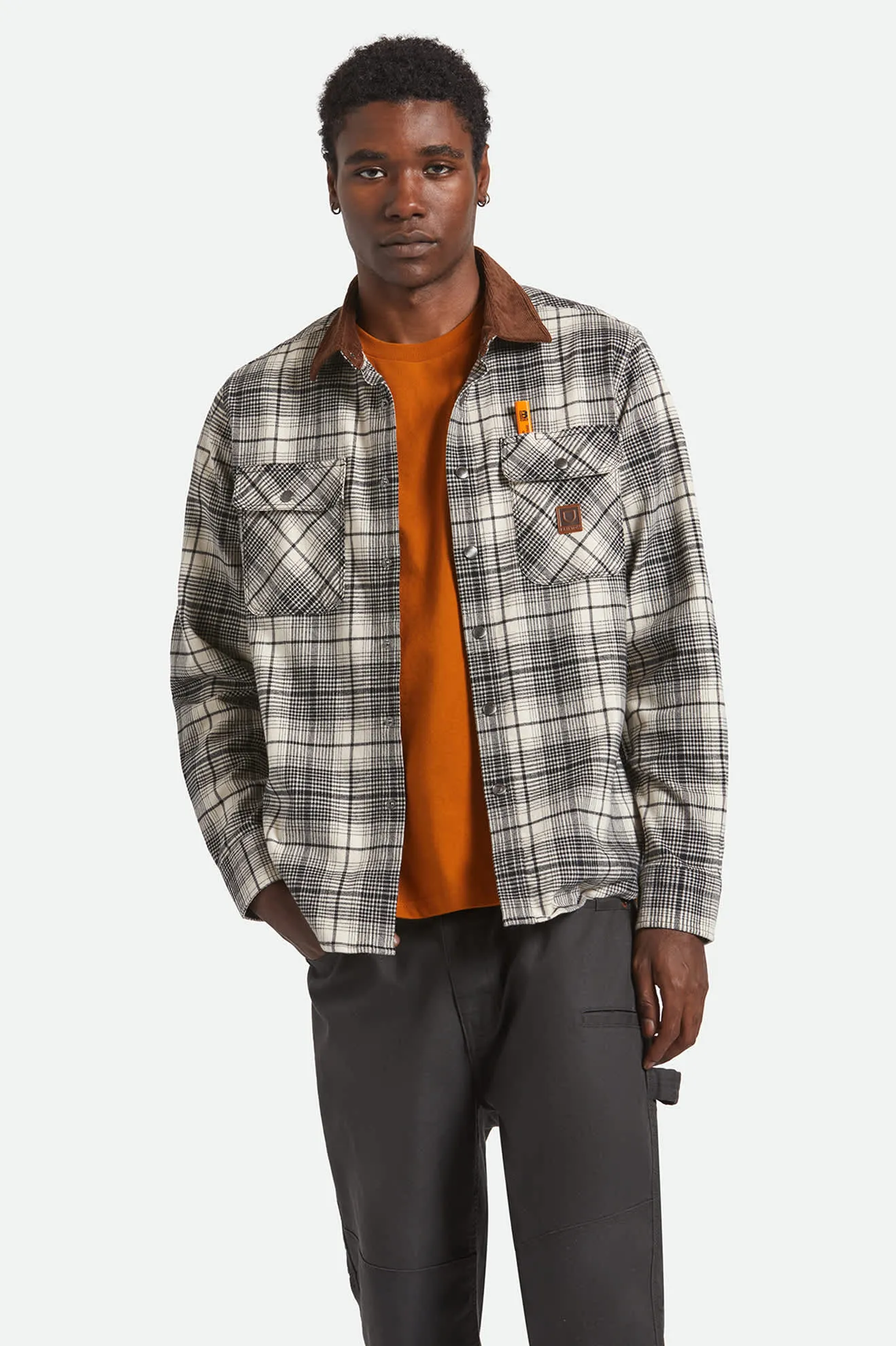 Personalized Touch Non Chafe Seams Builders Bowery Performance Flannel - Off White/Black