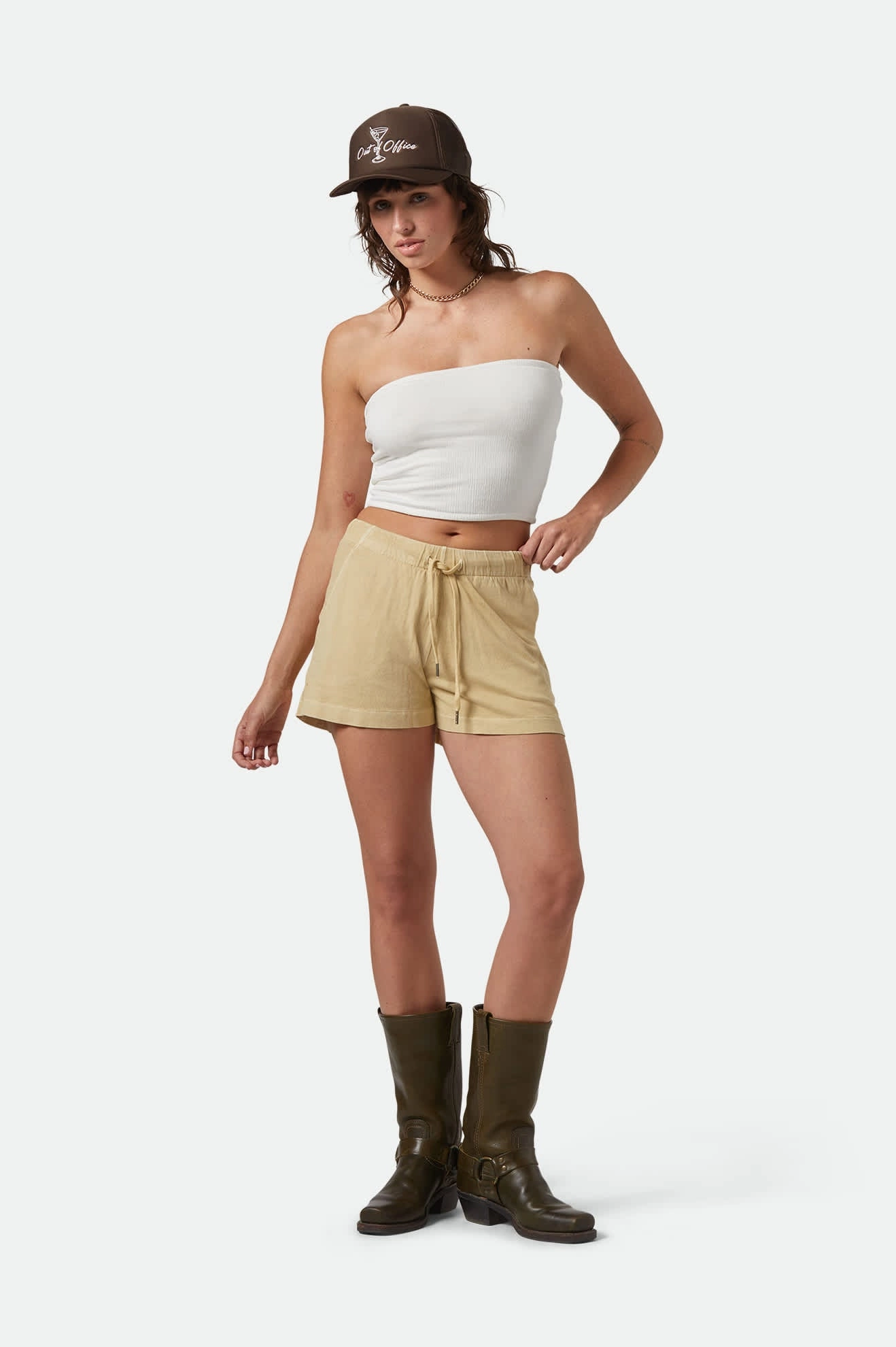 Carefree Organic Garment Dyed Lounge Short - Pale Khaki Fresh Day Reflective Safety Details