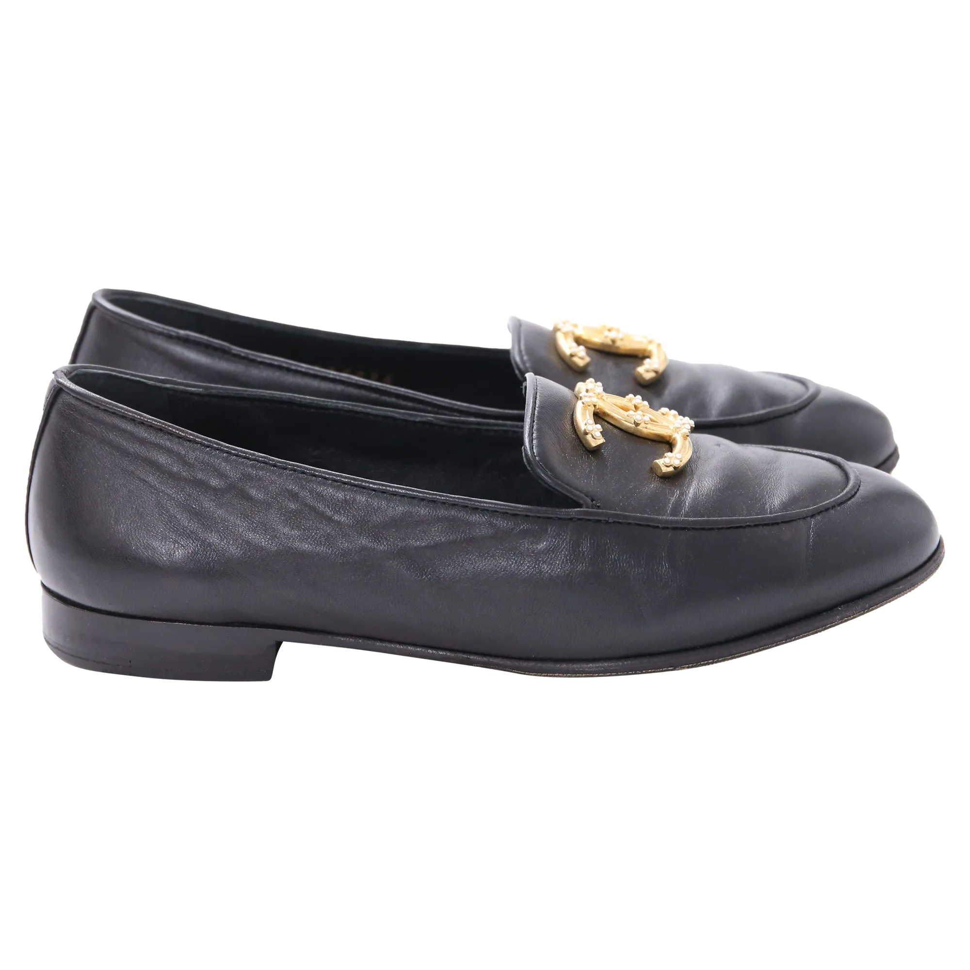 Chanel Pearl CC Loafers in Black Lambskin Leather All Day