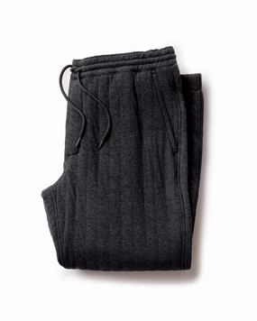 Flex Fit Design Effortless Look The Apres Pant in Heather Coal Quilted Jersey