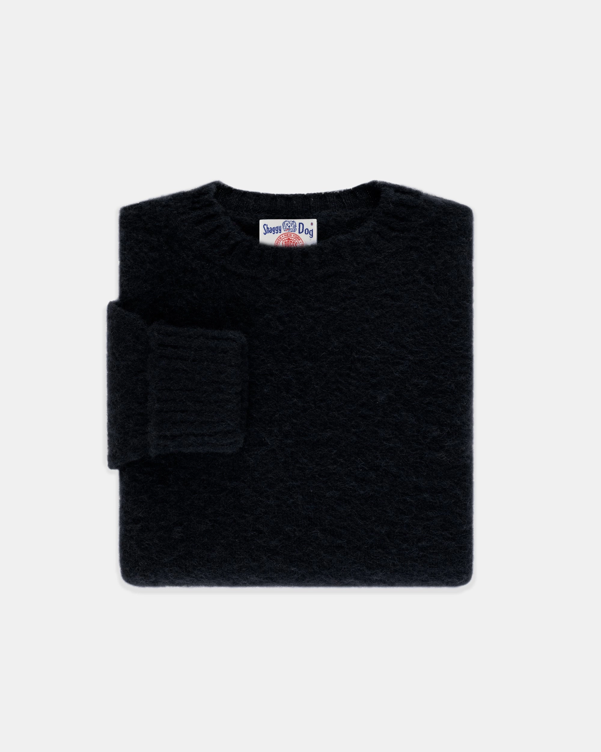 Made-in-Scotland Black Shaggy Dog Sweater - Classic Fit Everyday Comfort