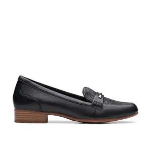 Clarks Juliet Aster in Black Leather Easy Cushioning