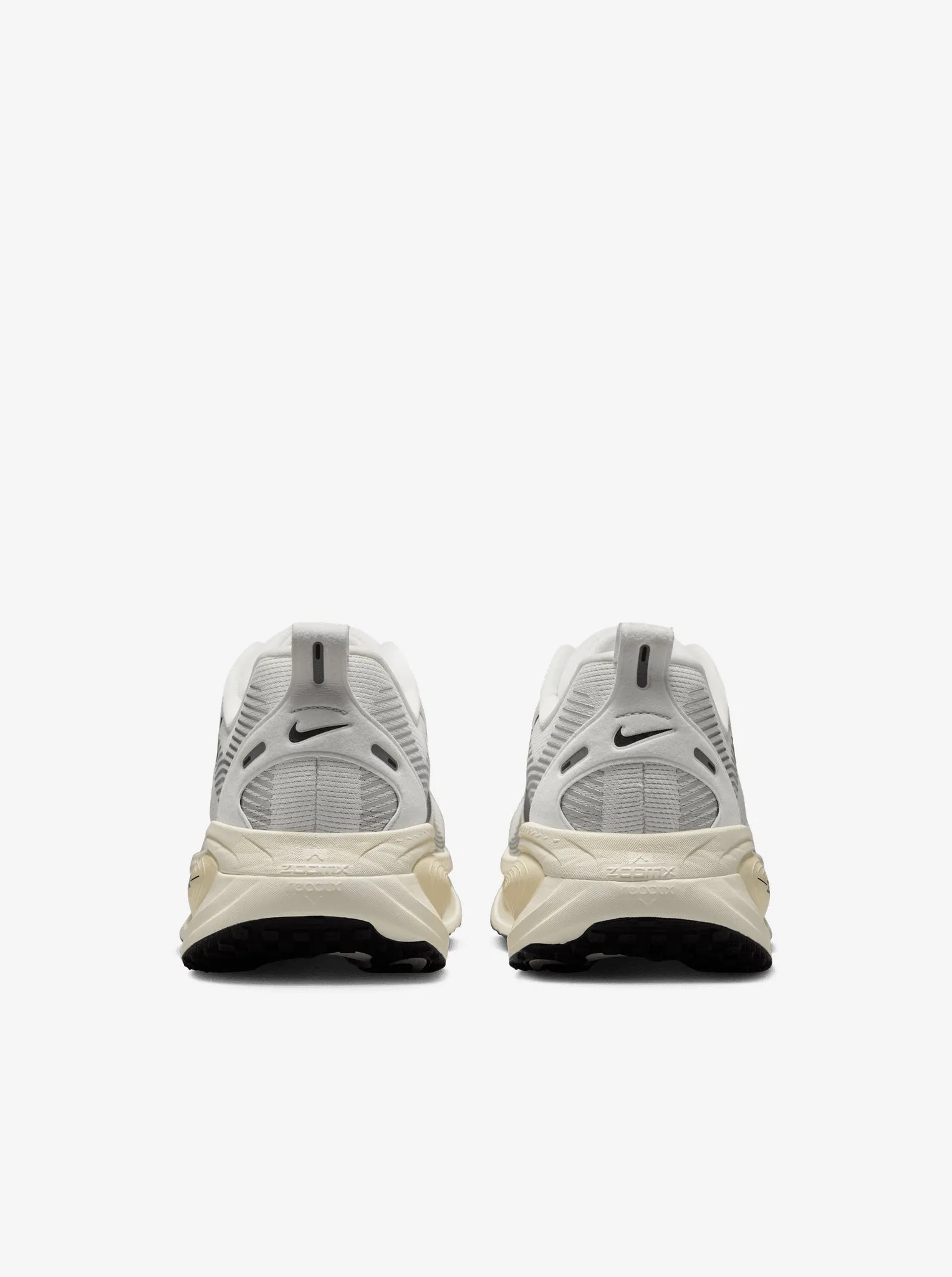 All-purpose sole Classic Control Vomero 18 Mens