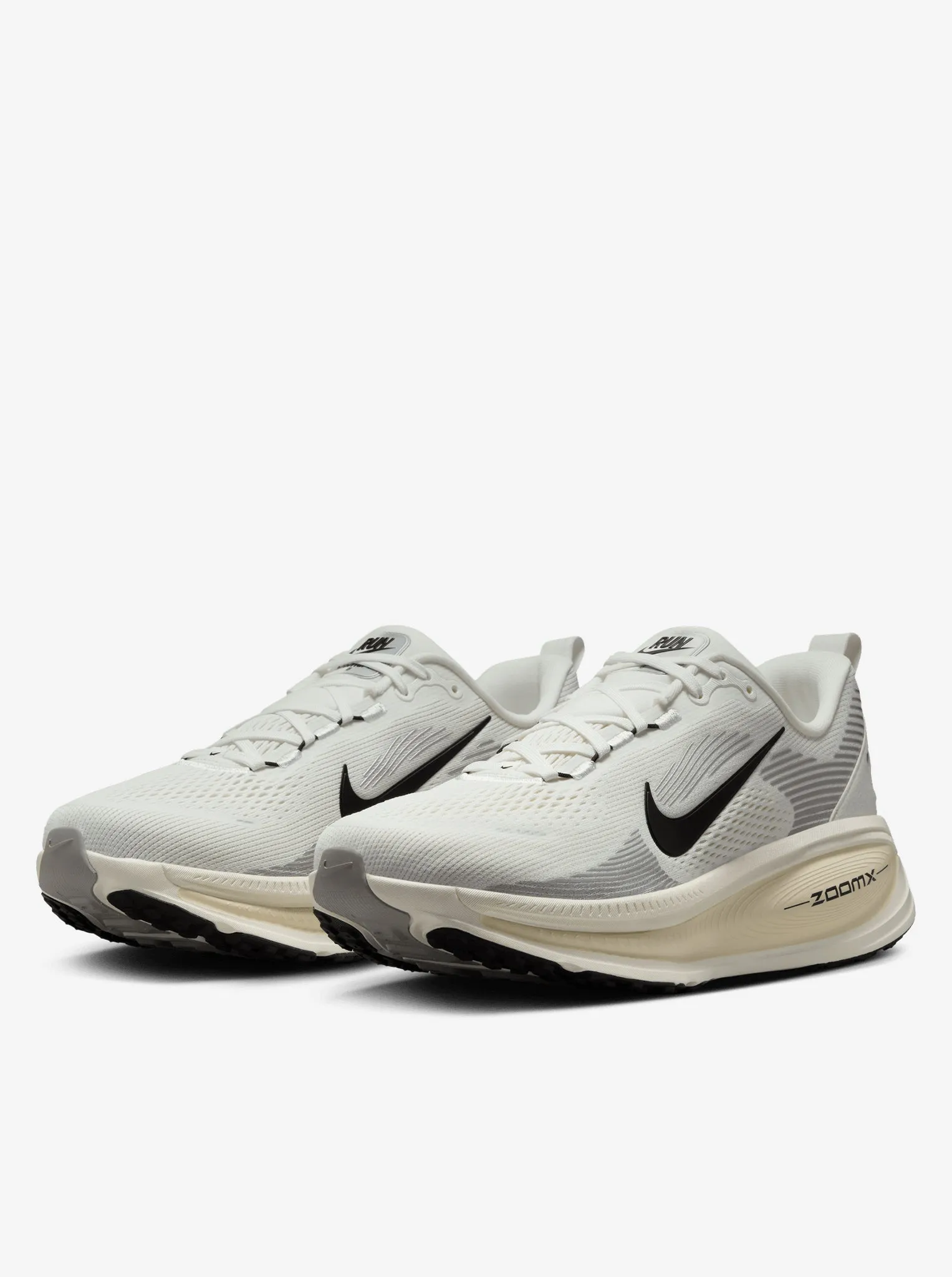 Comfortable Design Features Vomero 18 Mens