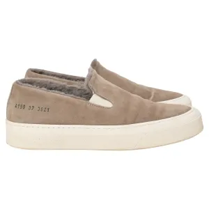 Flat Common Projects 35mm Slip On Sneakers with Shearling in Brown Suede