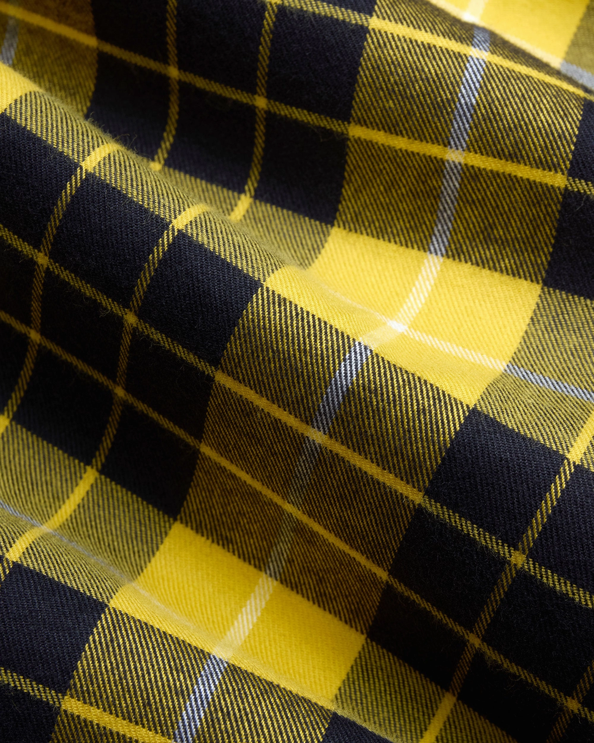 Adjustable Cuffs On-The-Go Style Made-in-USA MacLeod Dress Variant Tartan Flannel Sport Shirt - Classic Fit