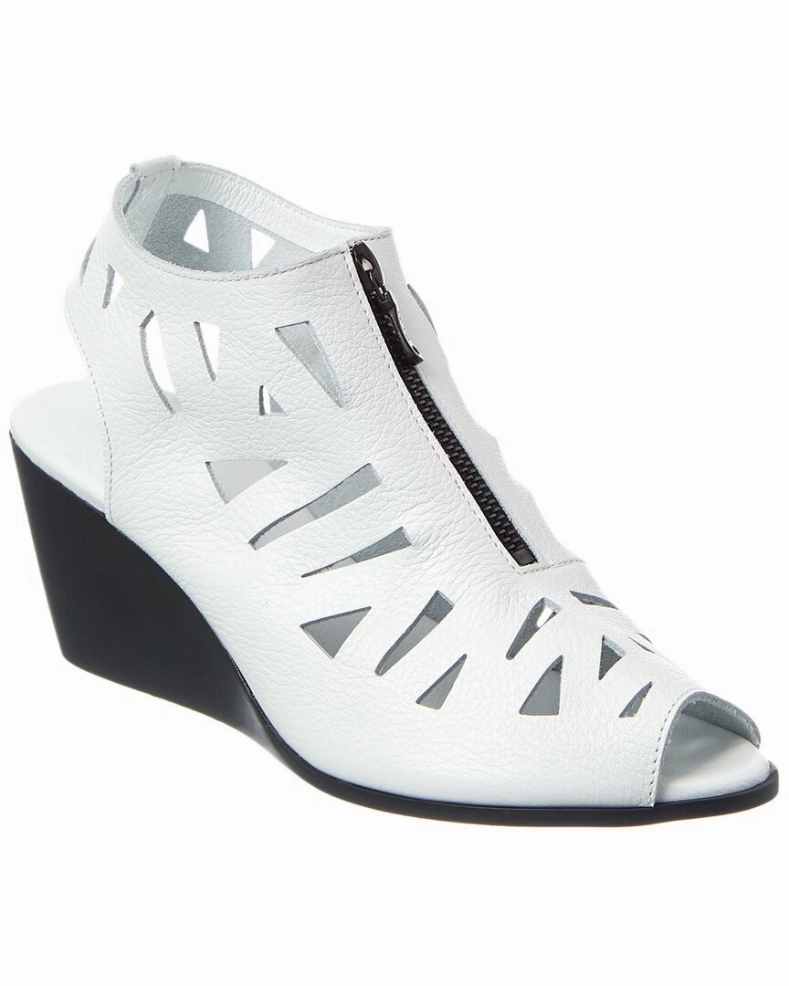 Shopping Trip Low Fit Arche Eggaya Leather Wedge Sandal