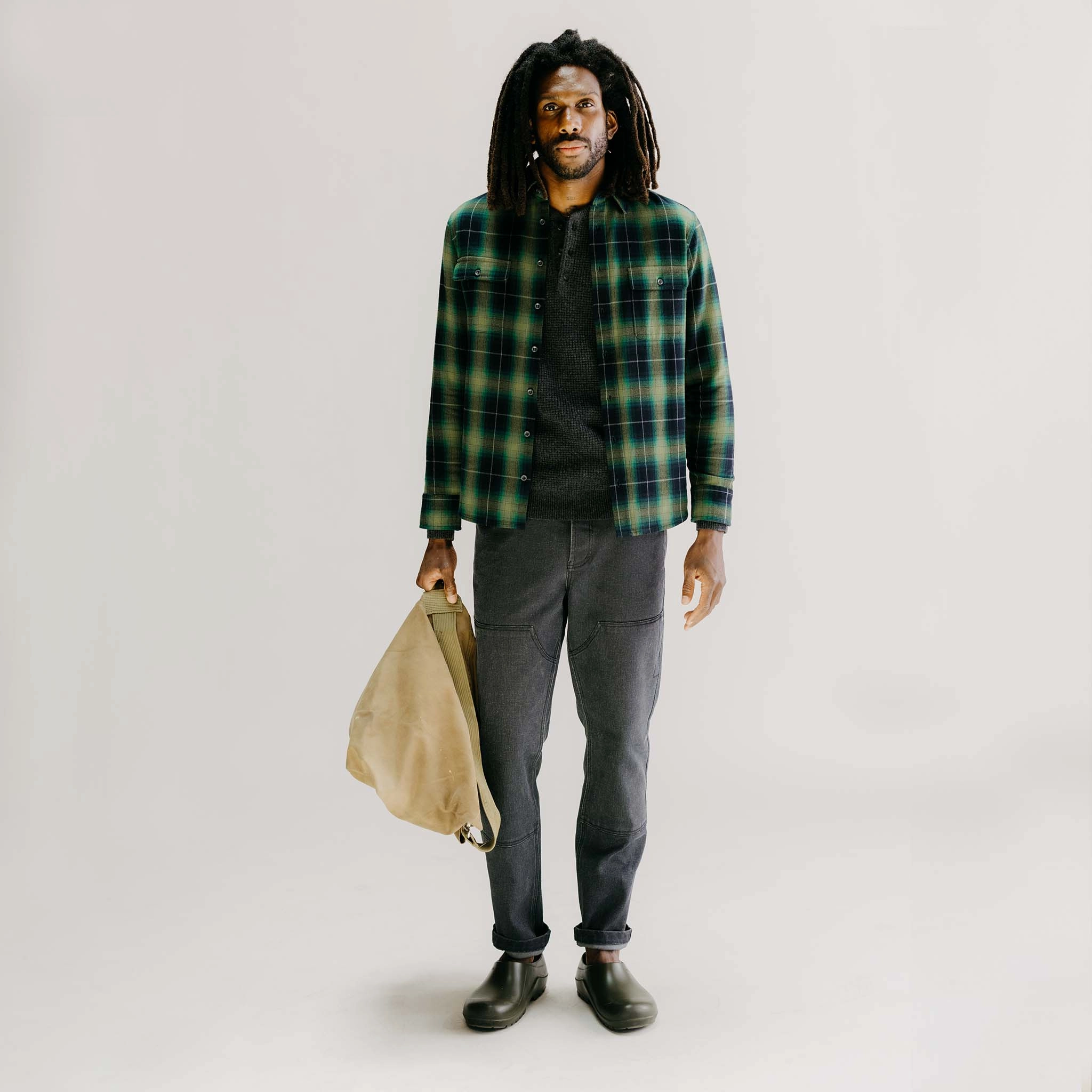 Feminine Cut The Chore Pant in Coal Chipped Canvas