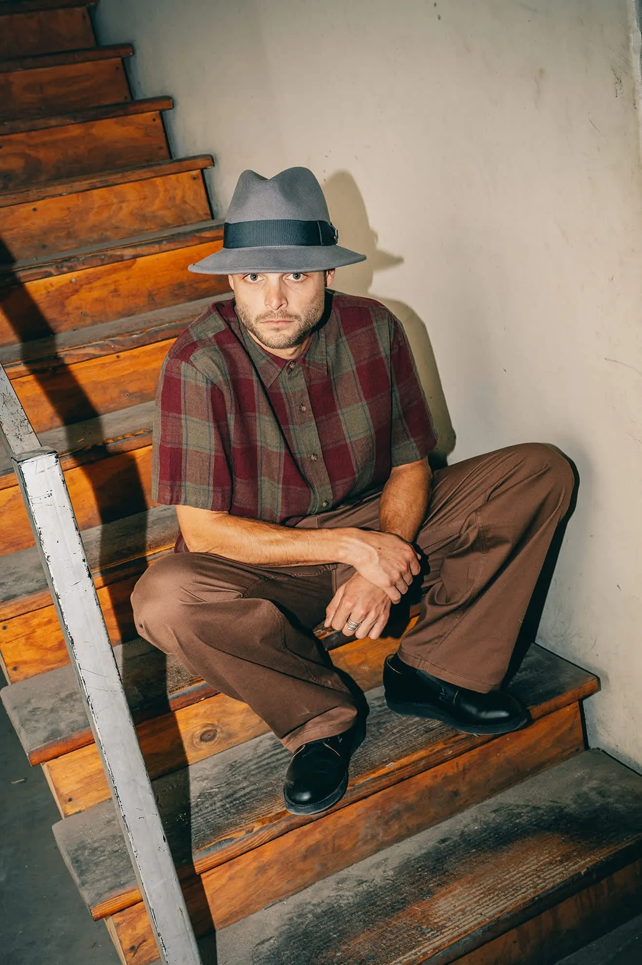 Winter Layering Contemporary Design Cru Linen Blend S/S Shirt - Olive Surplus/Port