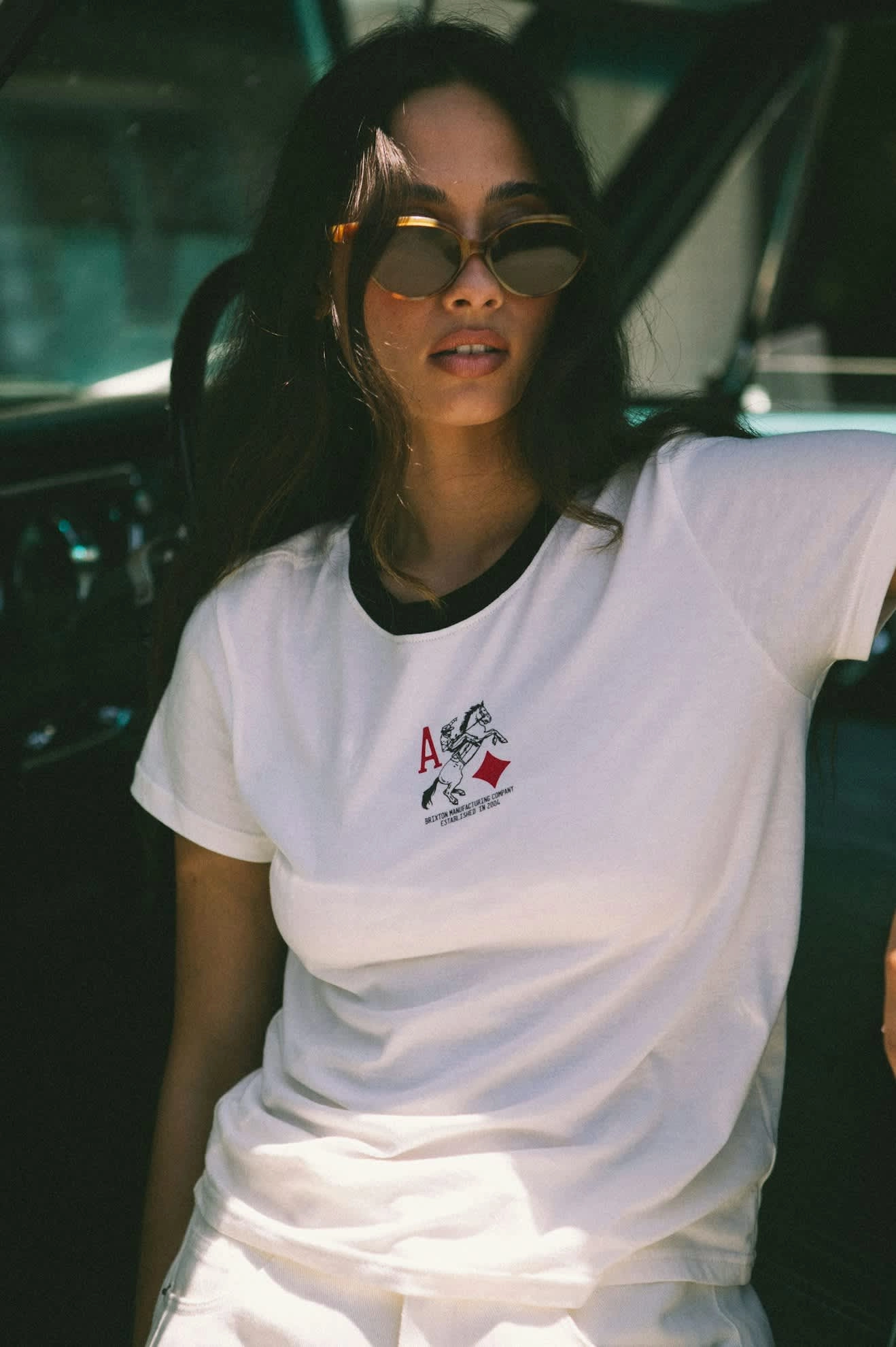 Aces Fitted Crew T-Shirt - Off White/Black Travel Comfort Style Soft And Comfortable