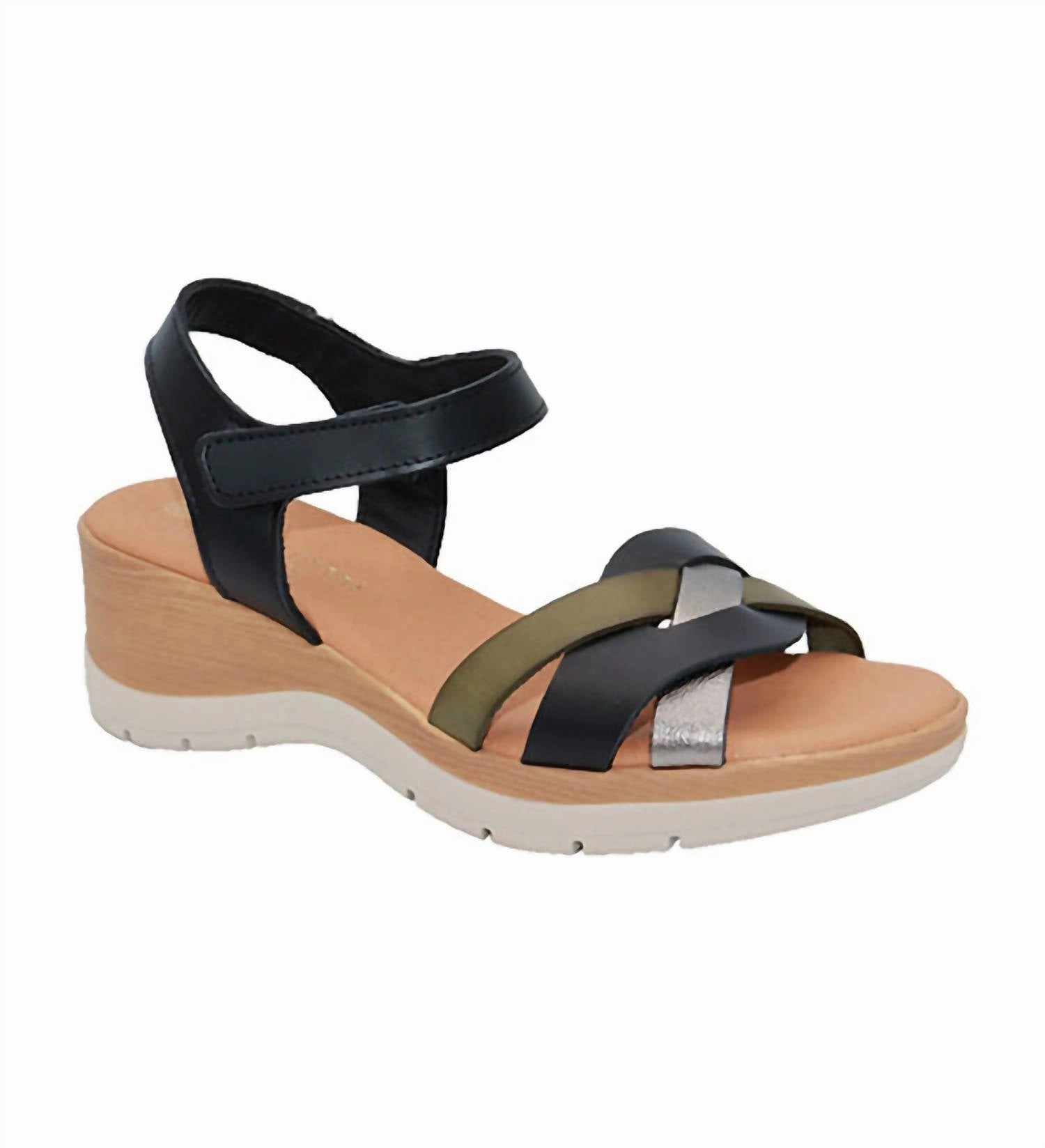 Women's Lyla Sandals In Black Slim Glow