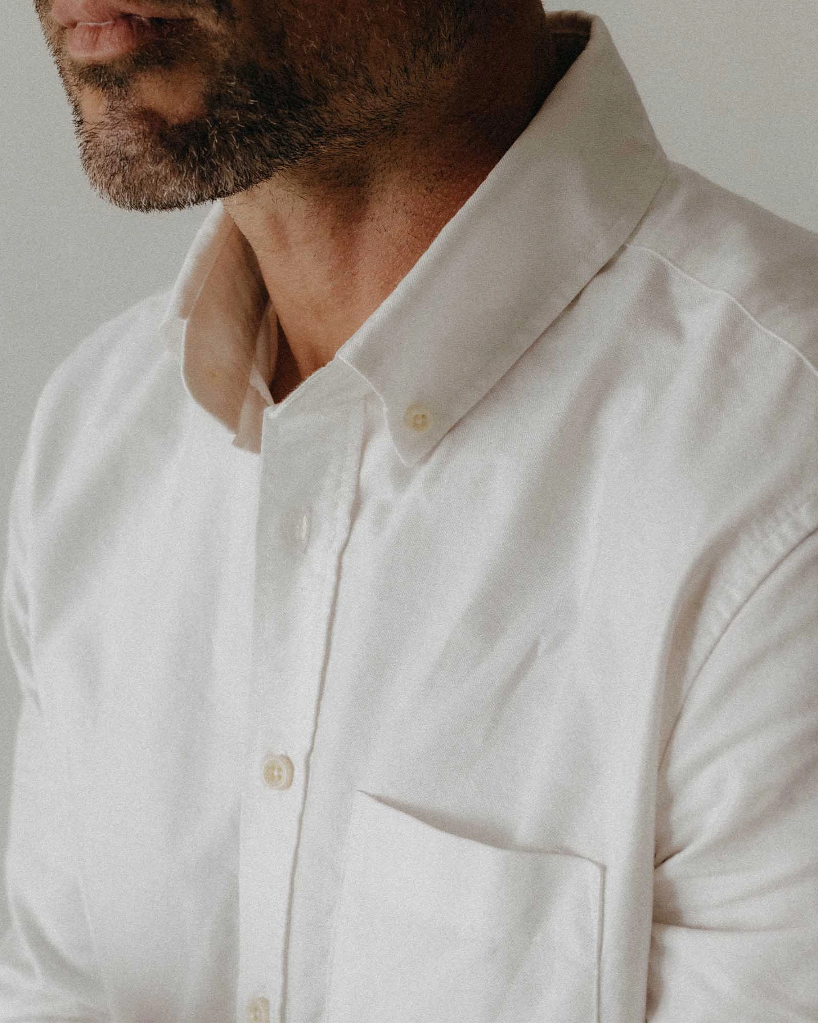 Modern Look Casual Elegance The Jack in White Everyday Oxford