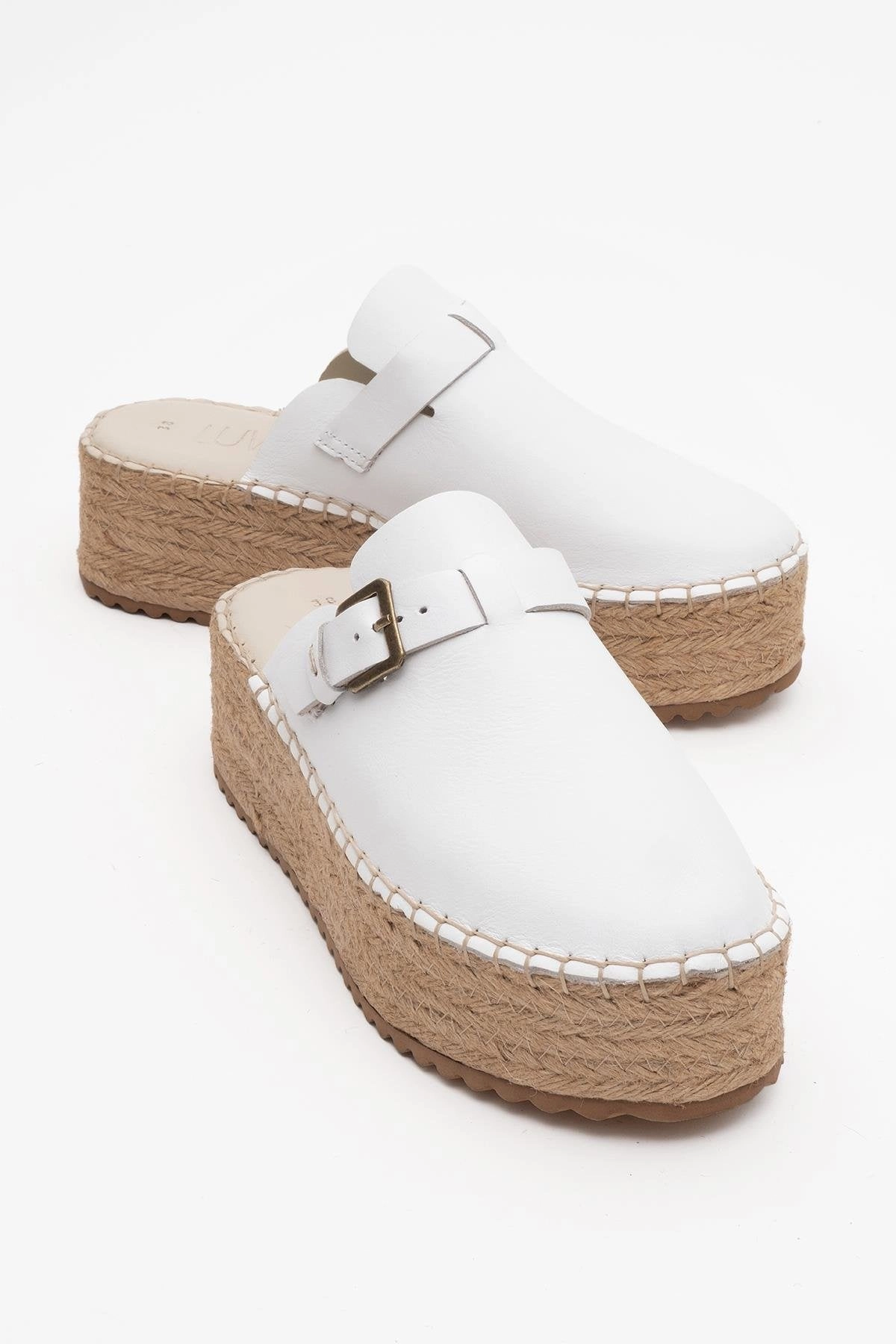 Novas Leather Platform Espadrille Mule Chain Link Show Stage