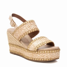 Loose Base Buckle Sole Women's Wedge Sandals In Beige