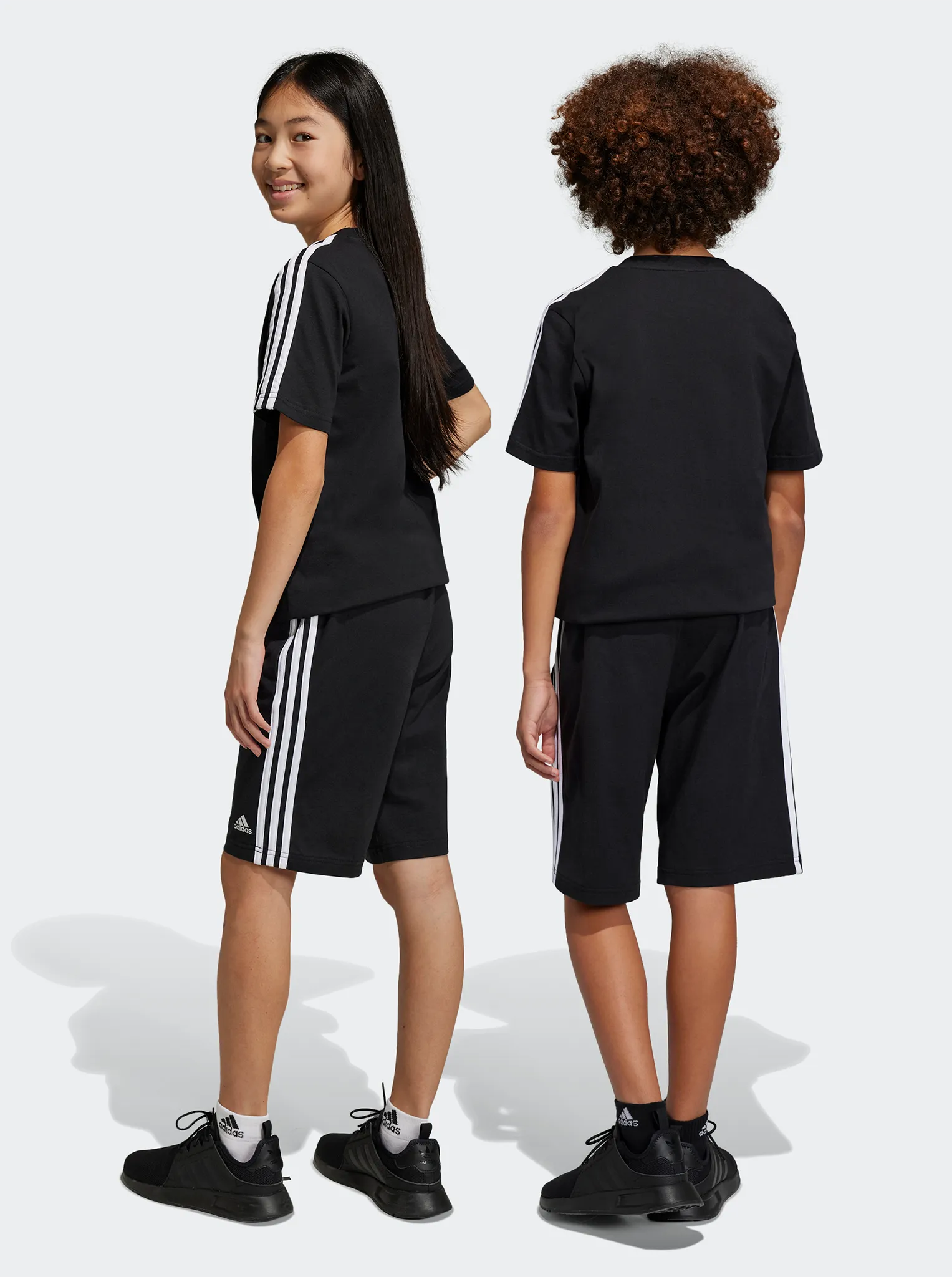 Essentials 3-Stripes Knit Shorts Youth Easy Fit Wear