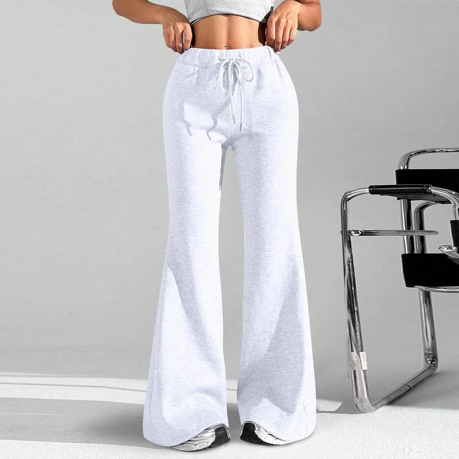 Flare Wide Leg Sweatpants Women Fleece Drawstring Low Rise Jogger Pants Cute Bell Bottom Sweat Pants with Pockets