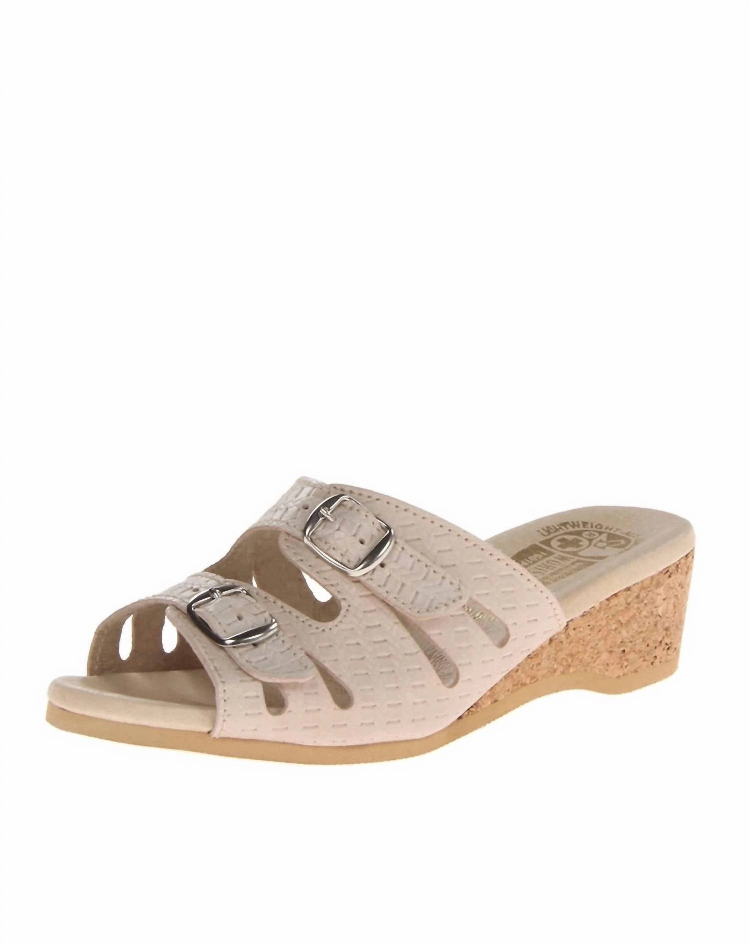 Earth Glow Height Confidence Women's Lima Wedge In Beige