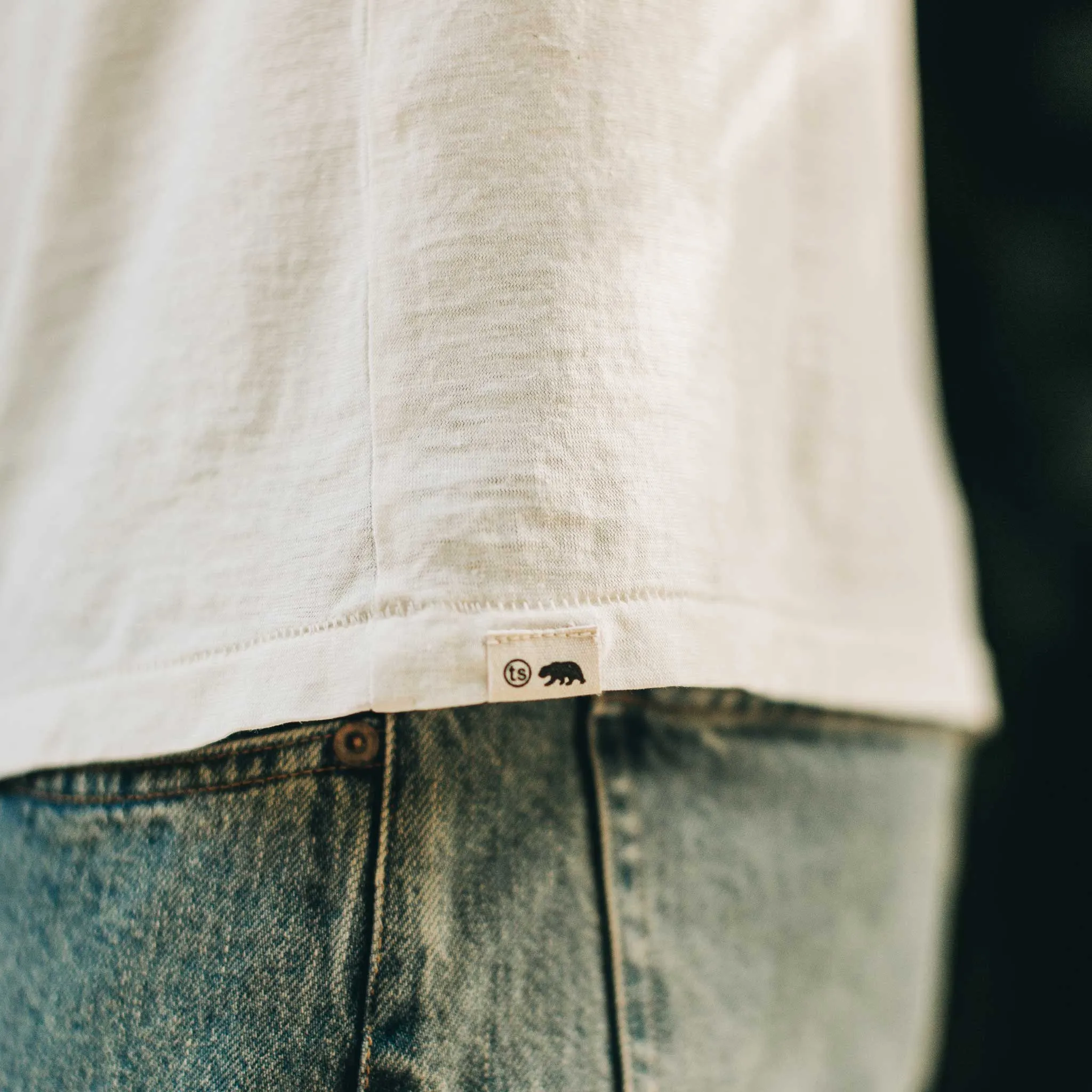 Fit for All Seasons The Cotton Hemp Tee in Natural