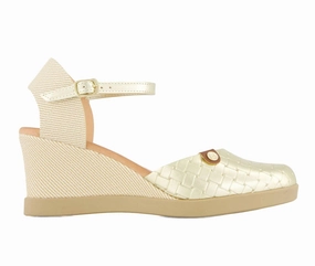 Hike Guard Form Boost Women's Wedge Ankle Strap Summer Shoes In Gold
