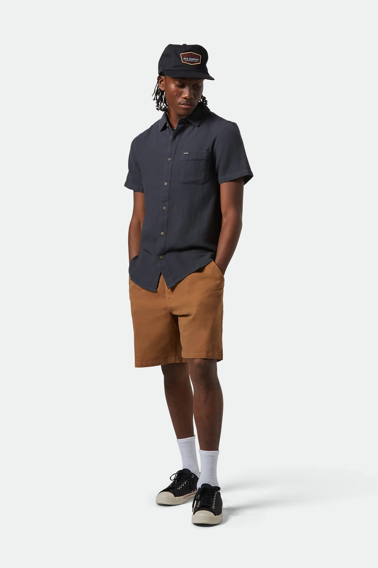 Charter Organic Cotton Linen Blend S/S Shirt - Washed Black Mountain Escape Fitted Shape