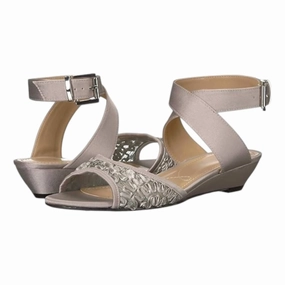 Flexible Walk Model Look Women's Belden Wedge Sandal In Silver