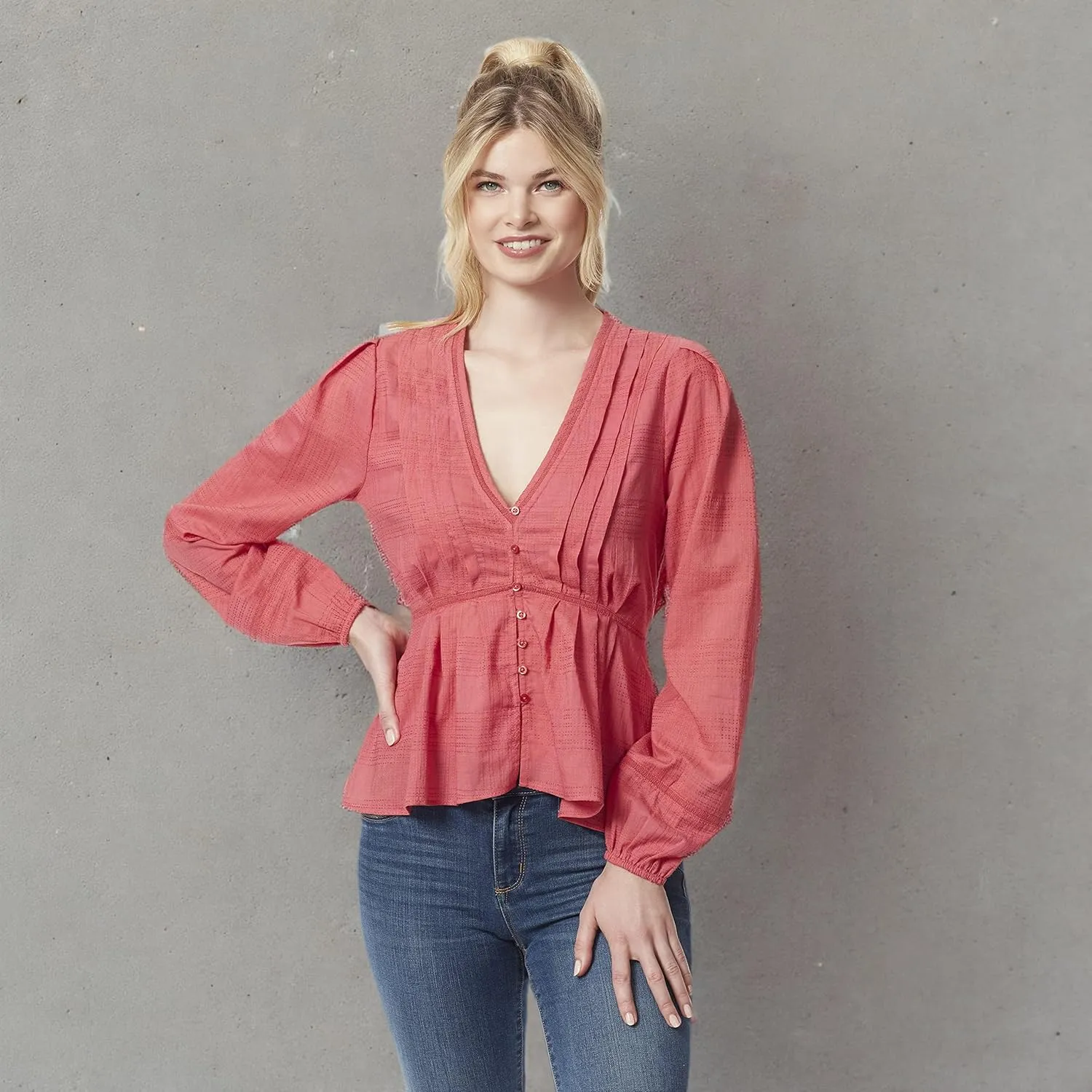 Jessica Simpson Women's Miranda Button Up Long Sleeve Blouse