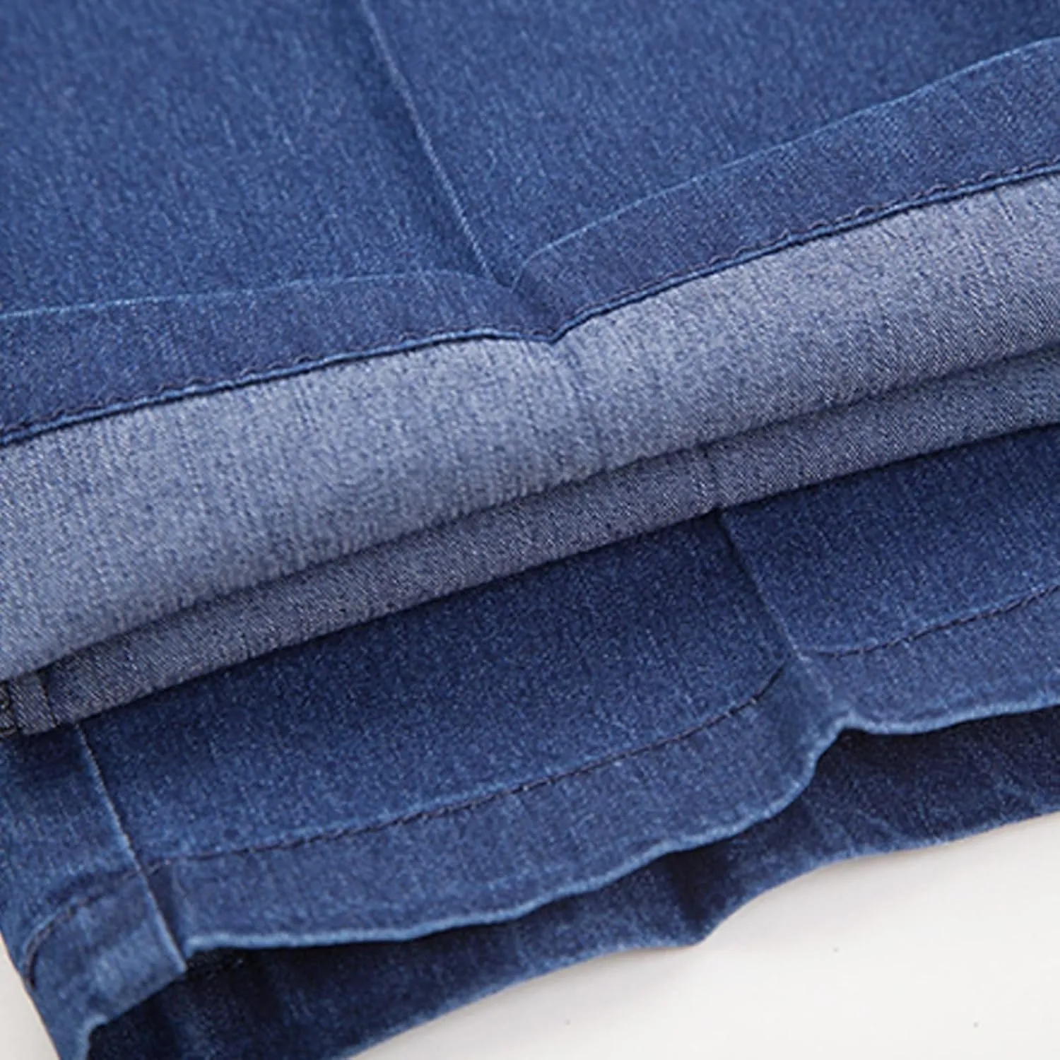 Jett Jeans for Older Men, Men's Classic Straight Fit Stretch Loose fit Jeans, with Zipper and Buttons, for Every Occasion