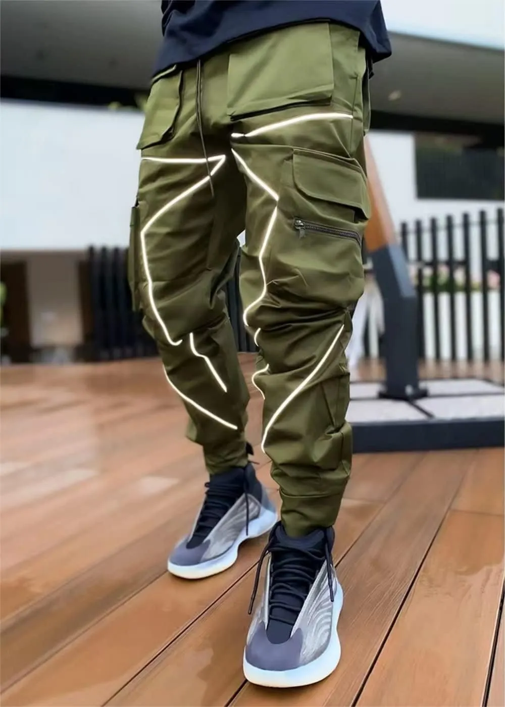 KCLOT Men's Techwear Cargo Pants Fashion Multi-Pocket Reflective Jogger Sweatpants