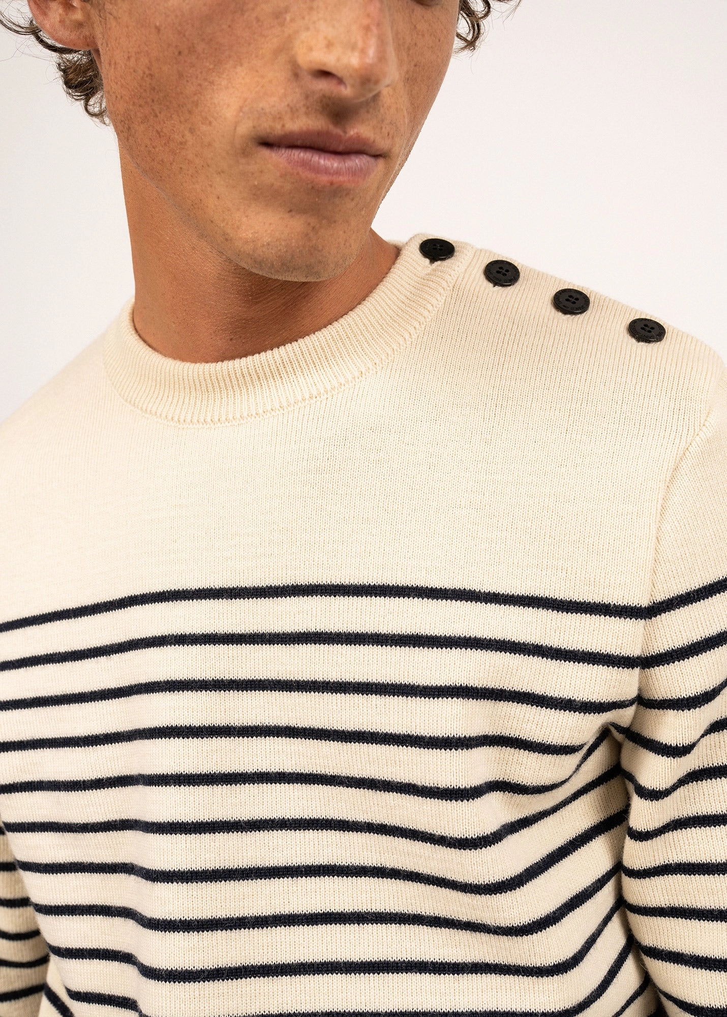 Four Way Stretch Fabric Casual Knit Layer BINIC - Authentic Striped Fisherman Sweater With Shoulder Buttons in Wool | Loose Fit (ECRU / NAVY)