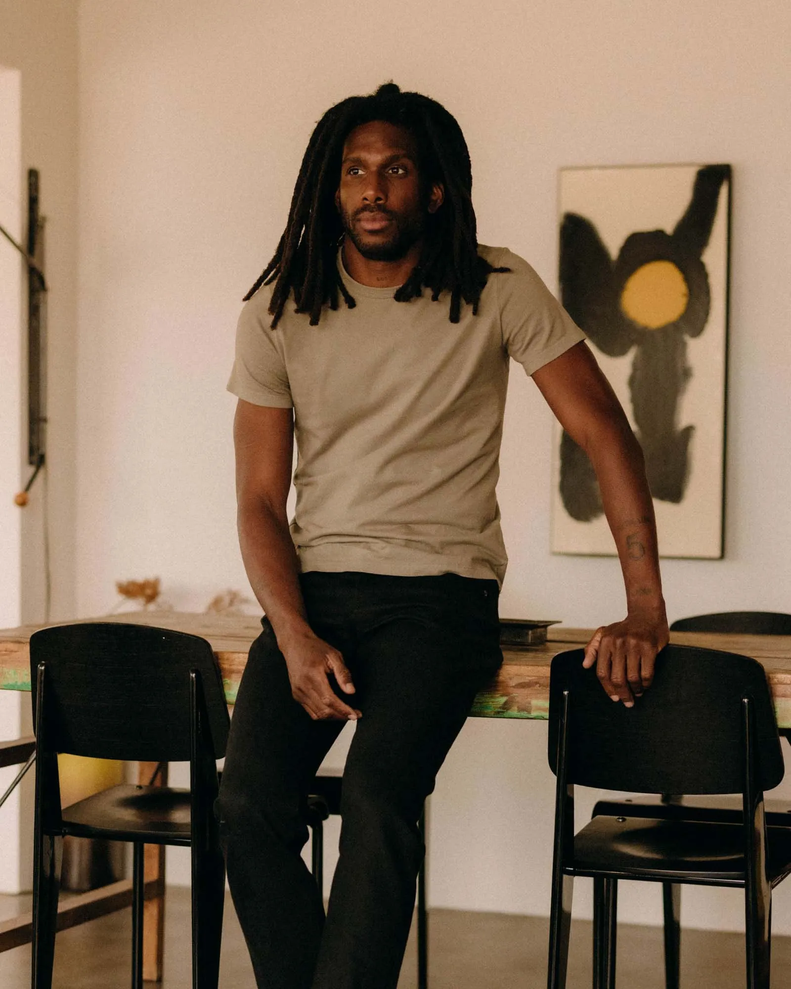 Eye-Catching Soft Fabric The Organic Cotton Tee in Sage