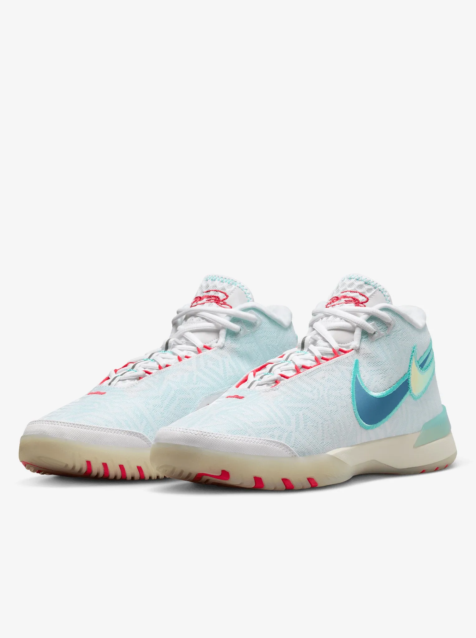 Responsive Forefoot Padding LeBron James x NXXT Genisus Mens