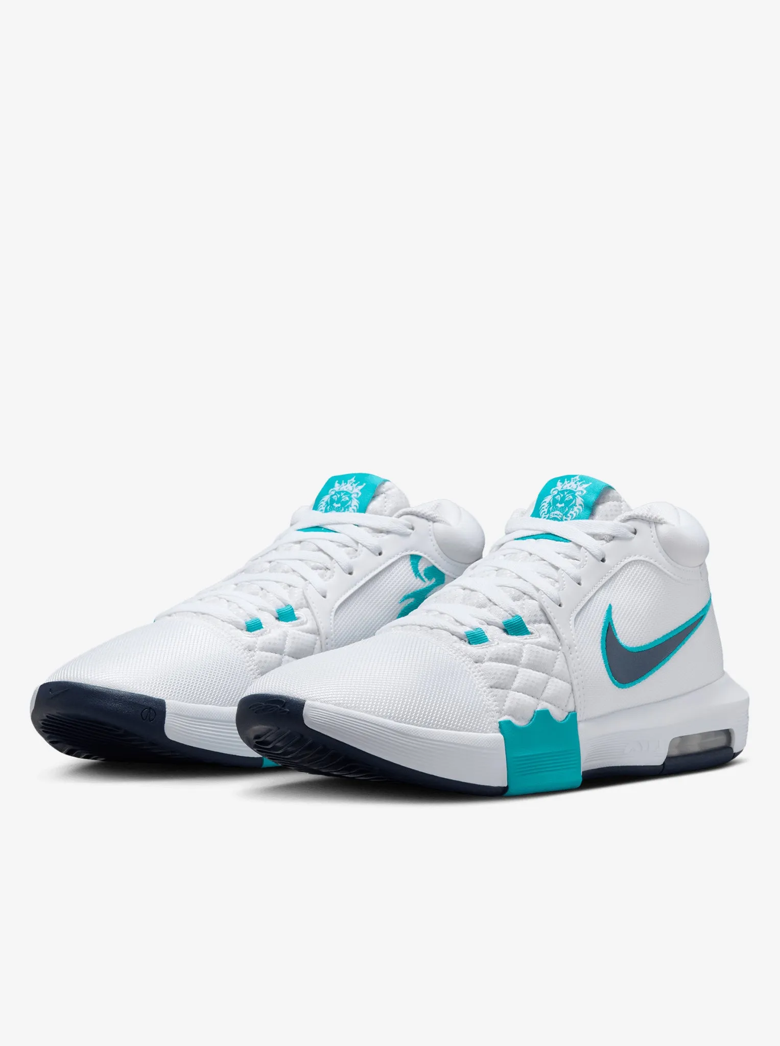 Lebron Witness VIII Mens Flexible Grooves Court Time Ready
