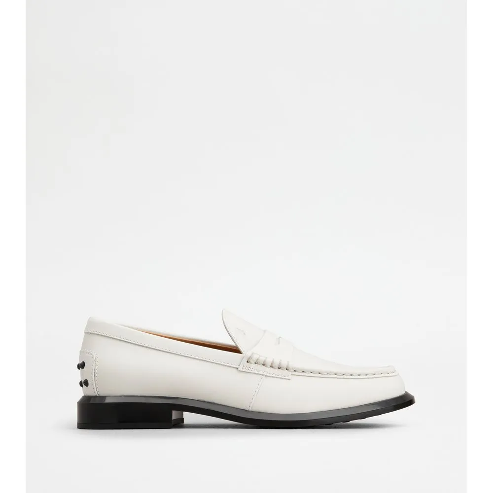 Moisture wicking Comfy Fit Loafers in Leather