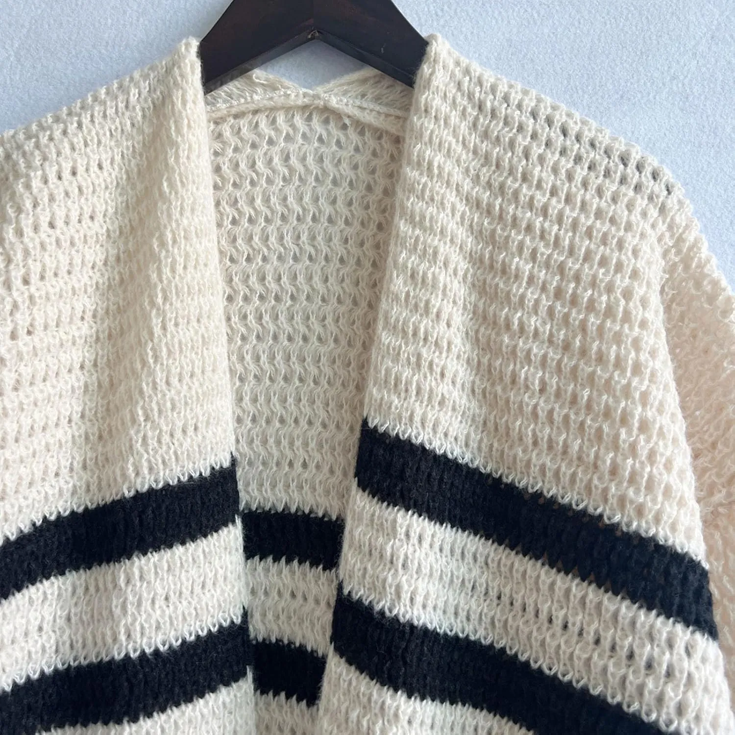 Long Sleeve Striped Knit Long Cardigan for Women 2024 Fall Winter Chunky Open Front Button Sweaters with Pockets