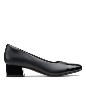 Relax Moment Trail Run Clarks Marilyn Sara in Black Leather/Synthetic