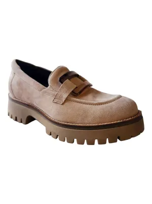 Women's Vanna Loafers In Sahara Suede Classic Walk portable