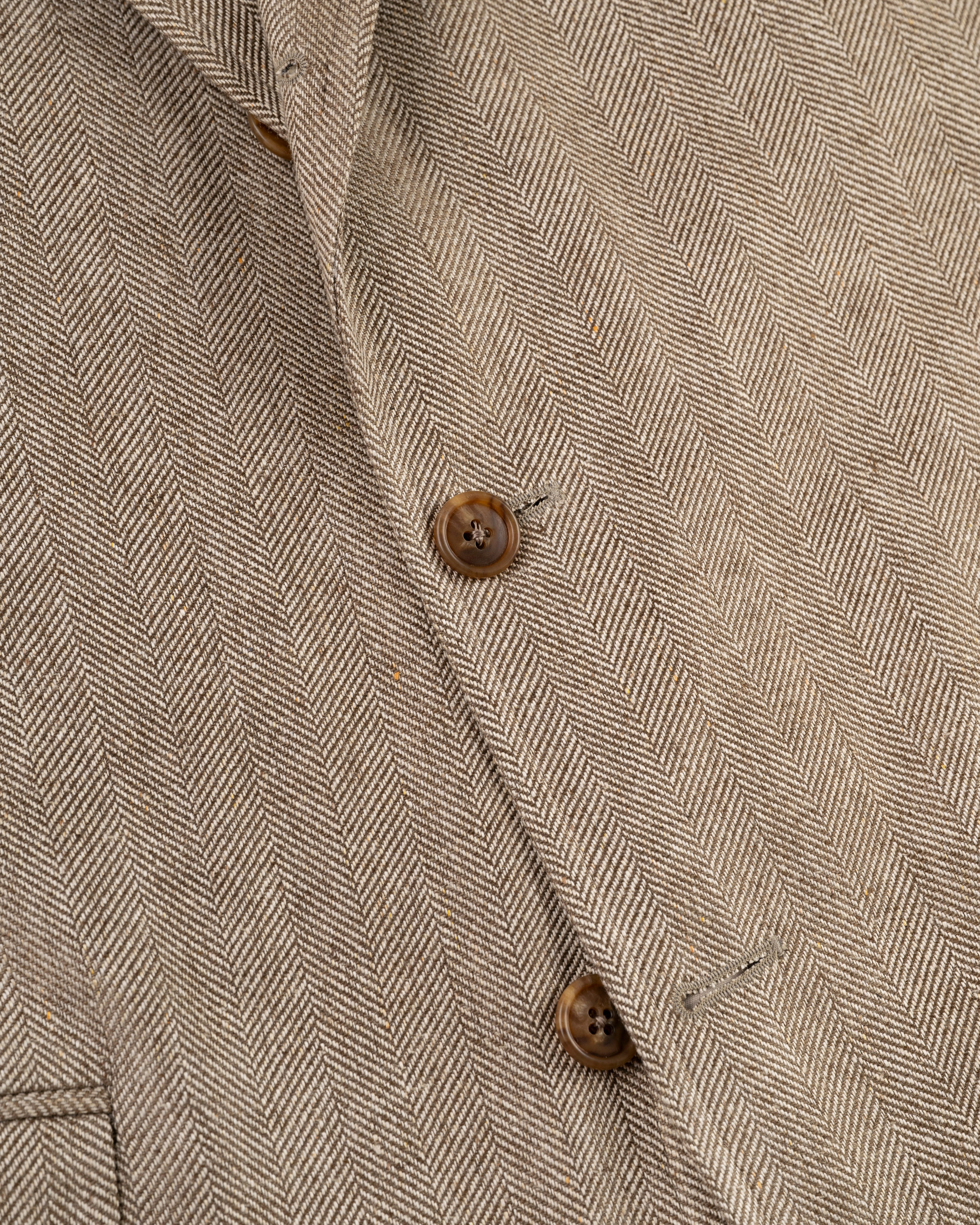 tailored look Made-in-Canada Tan Herringbone Silk Sport Coat