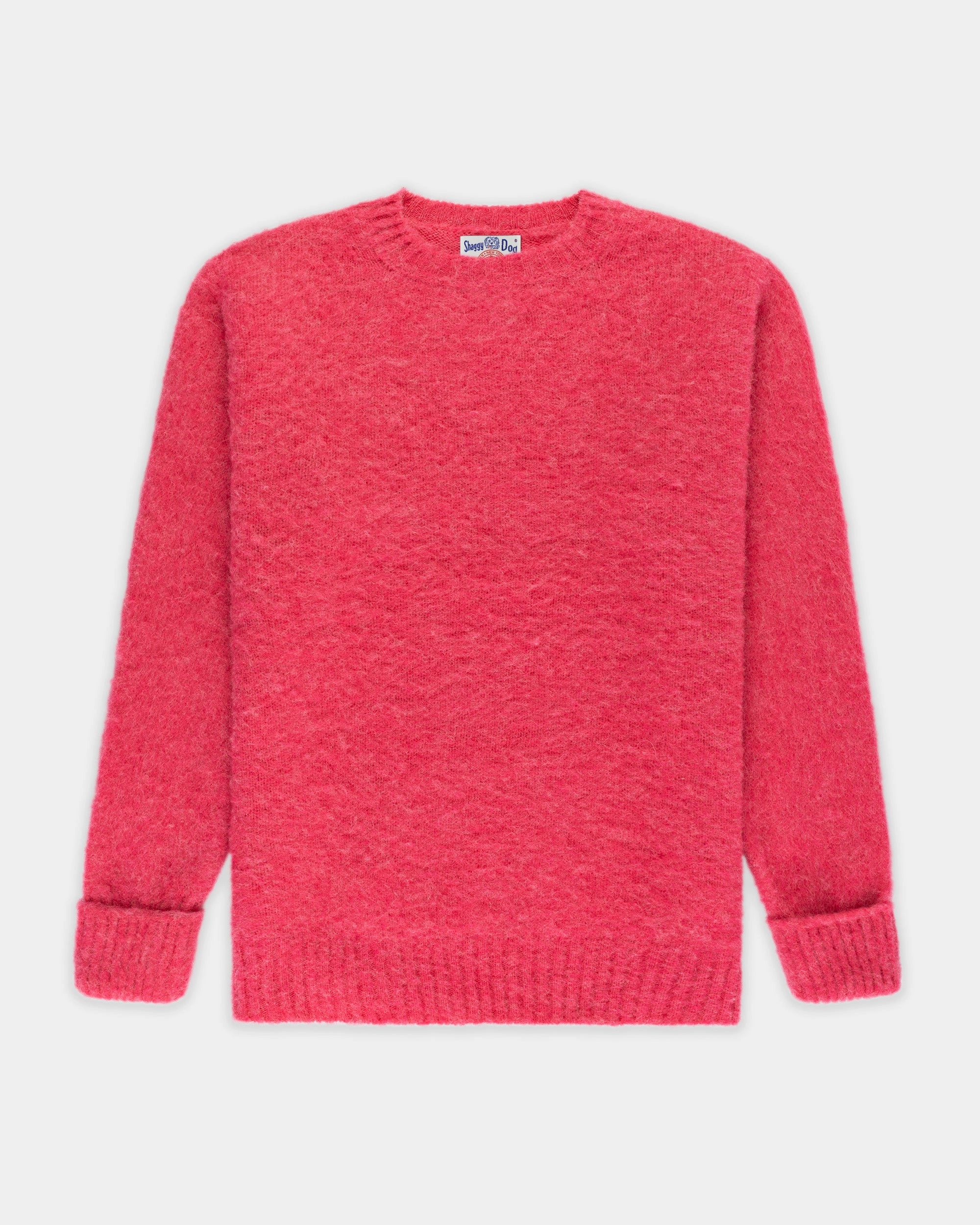 Made-in-Scotland Fuschia Shaggy Dog Sweater - Classic Fit Cold-Weather Ready