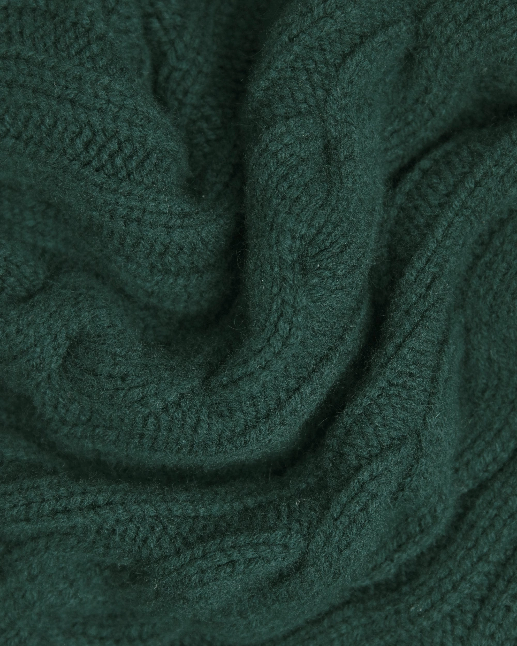 Modern Look Textured Knit Made-in-Scotland Green Cableknit Lambswool Cardigan